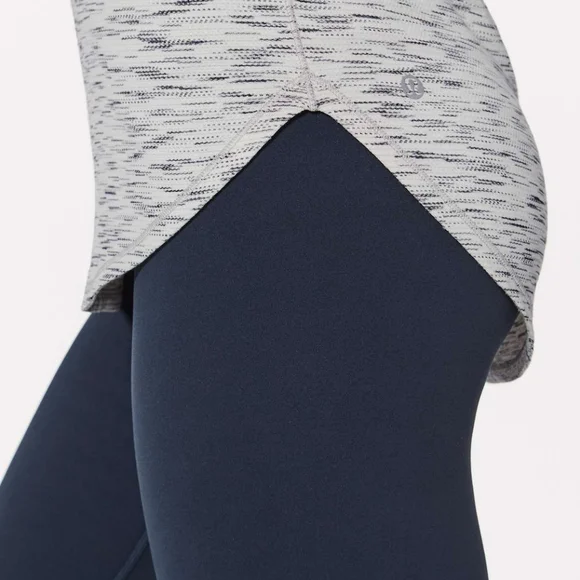 Lululemon Raise The Barre Tank Tiger Space Dye Black White / Dark Carbon - Picture 4 of 10